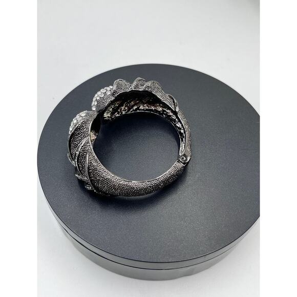 Princess Amanda Borghese Clear Rhinestone Black Clamper Bracelet Bangle - Picture 10 of 11